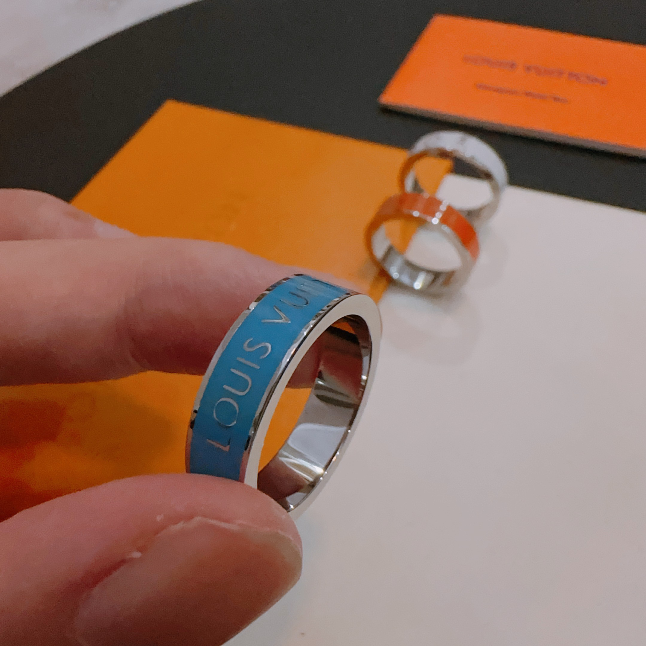 LV ring-62