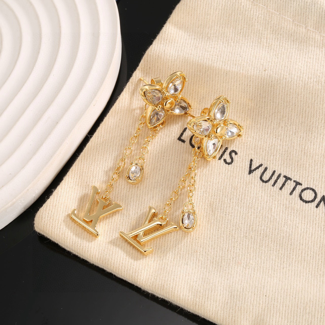 LV earrings-11