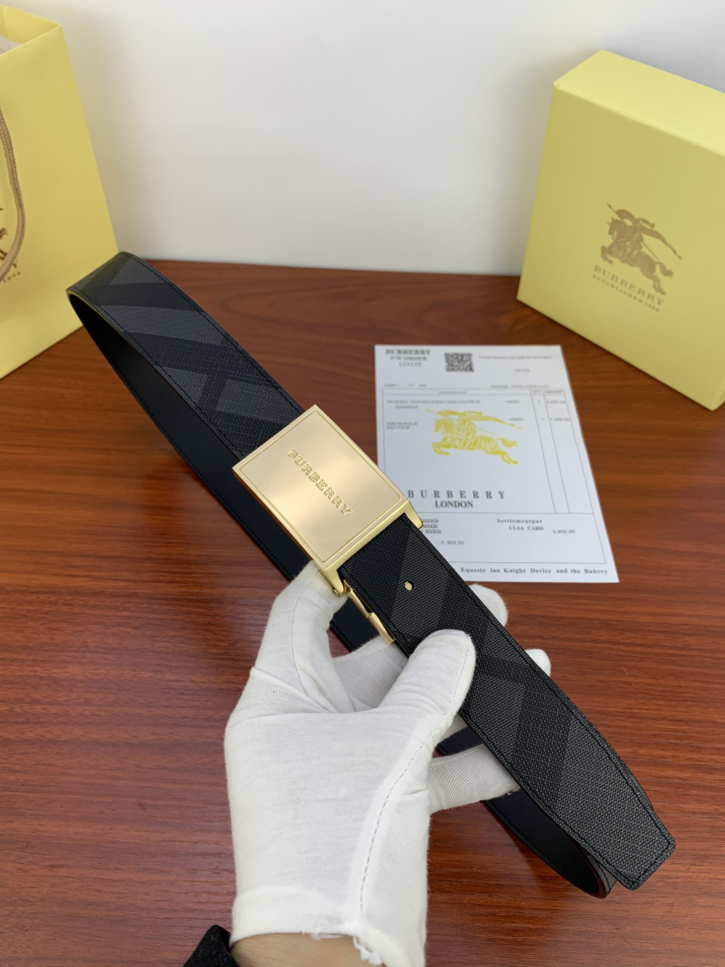 Burberry belt-108