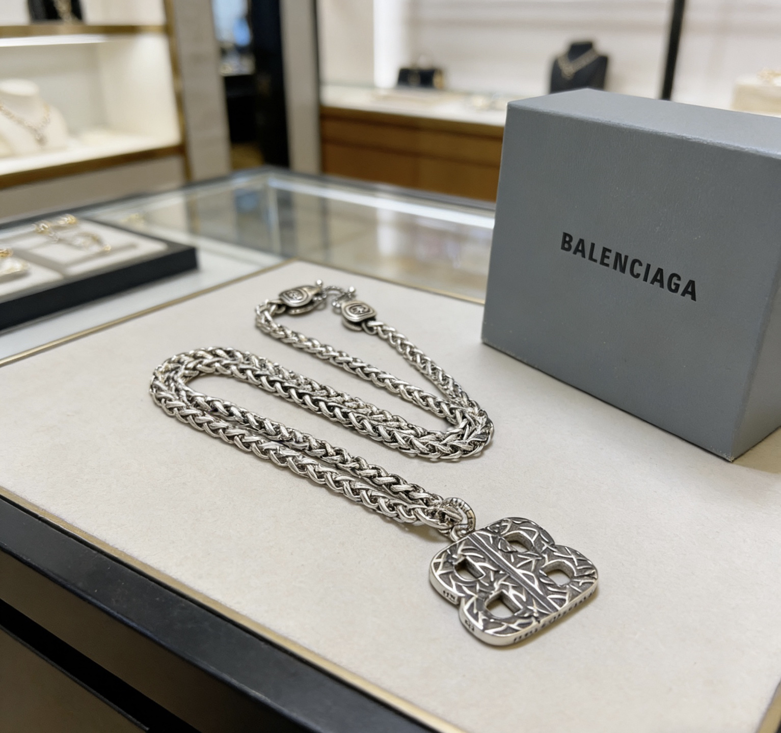 Balenciaga necklace-2