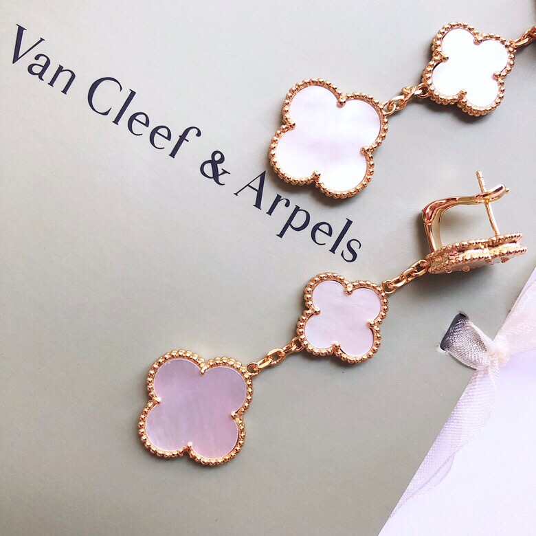 Van Cleef & Arpels earring-118