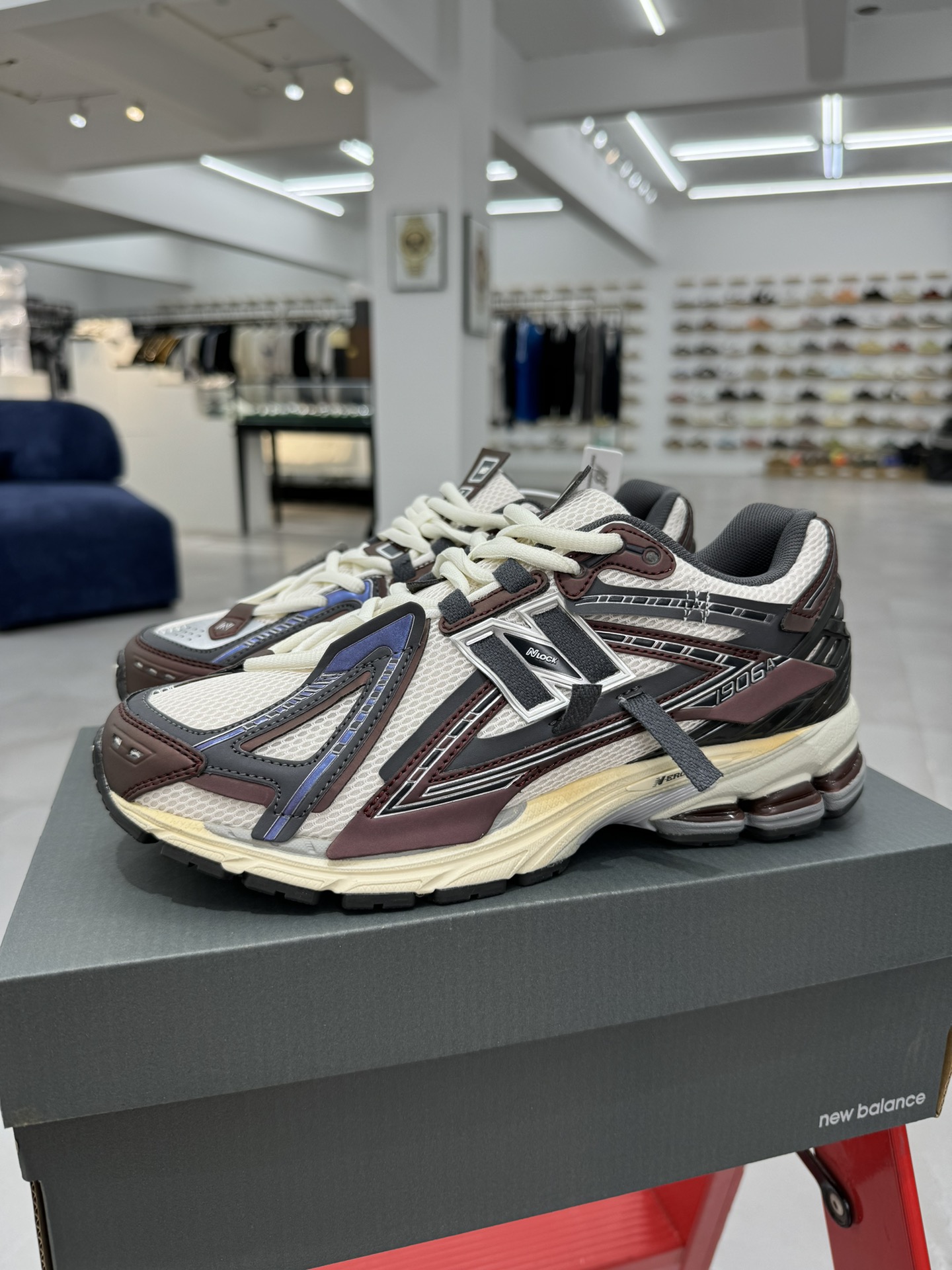 New Balance Sneakers-190