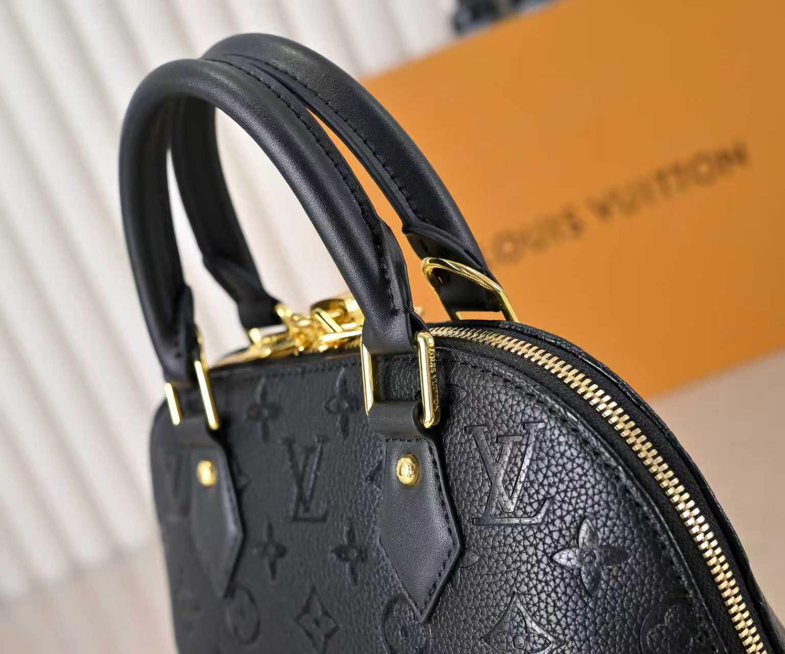 Louis Vuitton Hot New Product-151