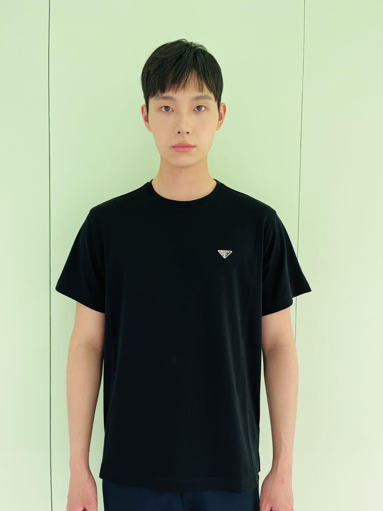 Prada clothing-58