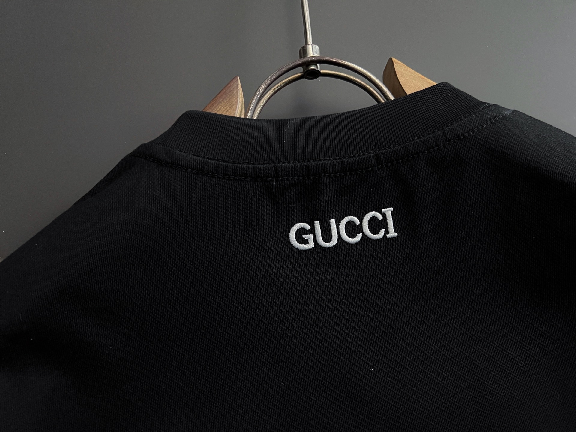 Gucci clothing-193