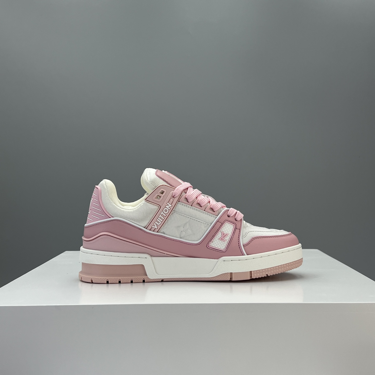 Lv Sneakers-142