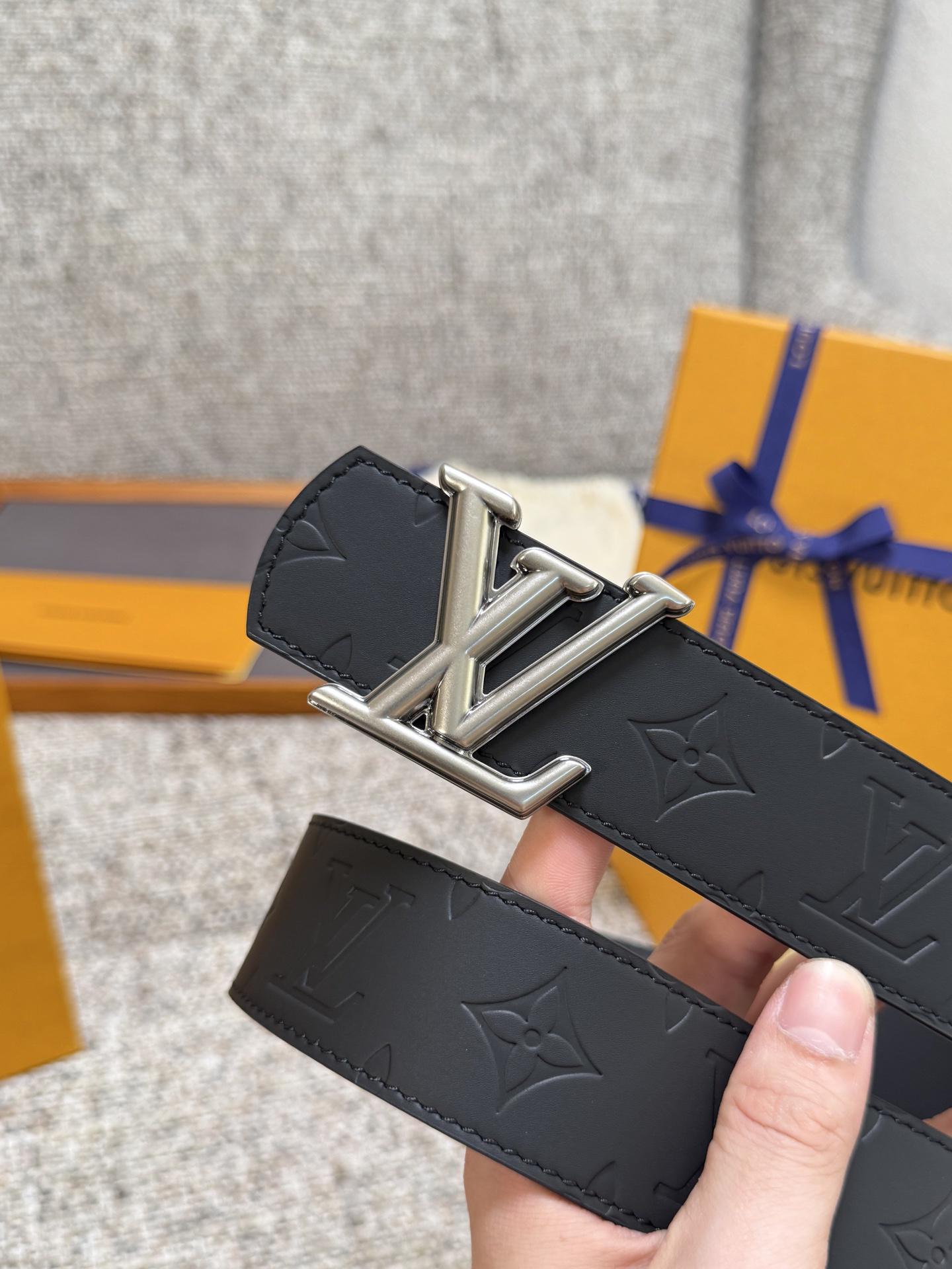Lv belt-26