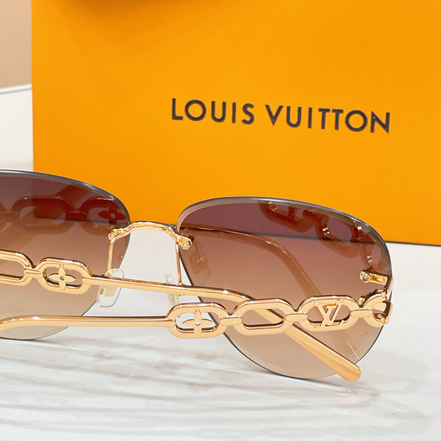 LV glasses-49