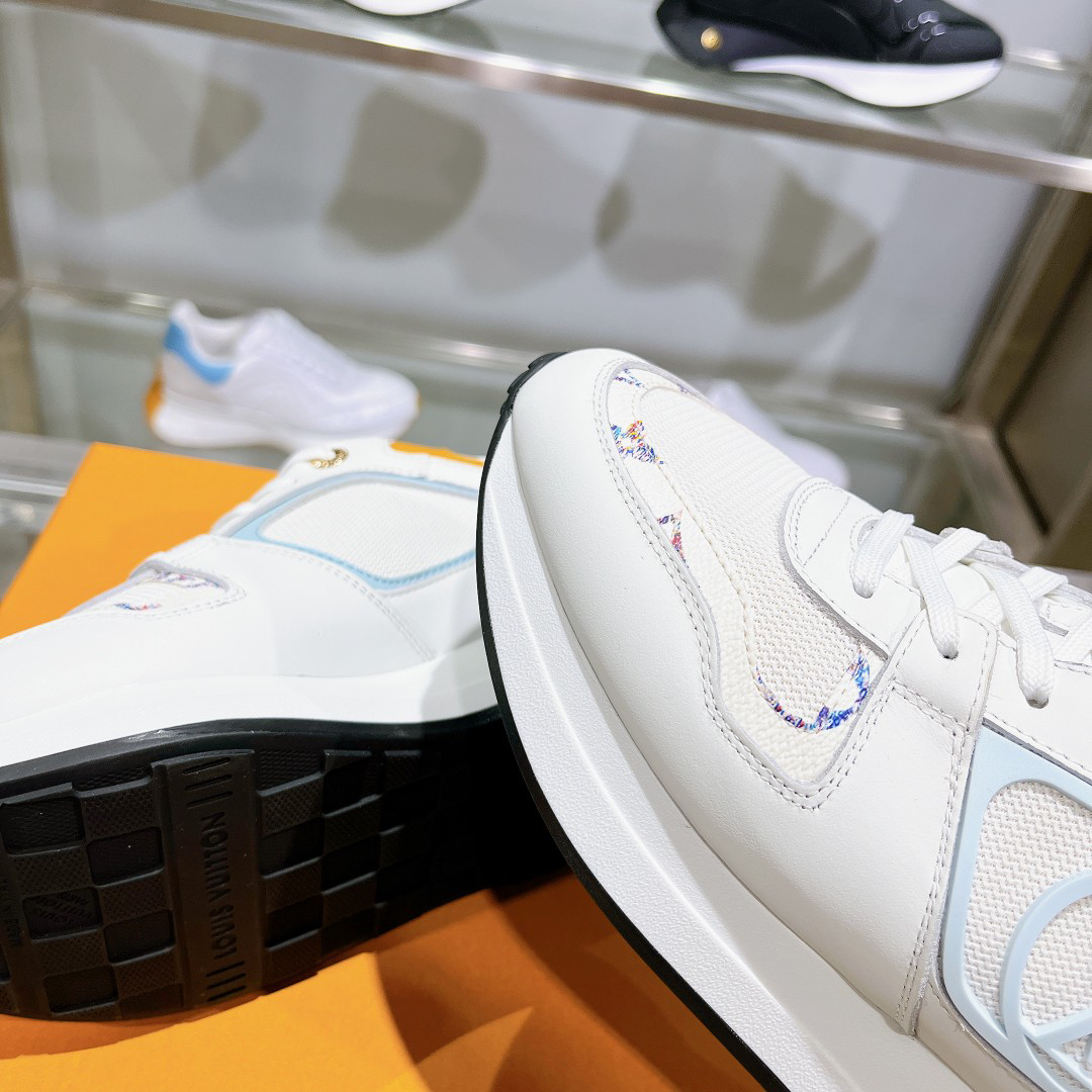 Lv Sneakers-214
