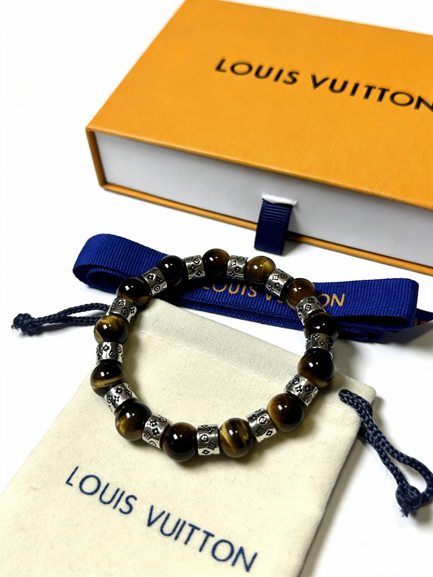 LV Bracelet-33