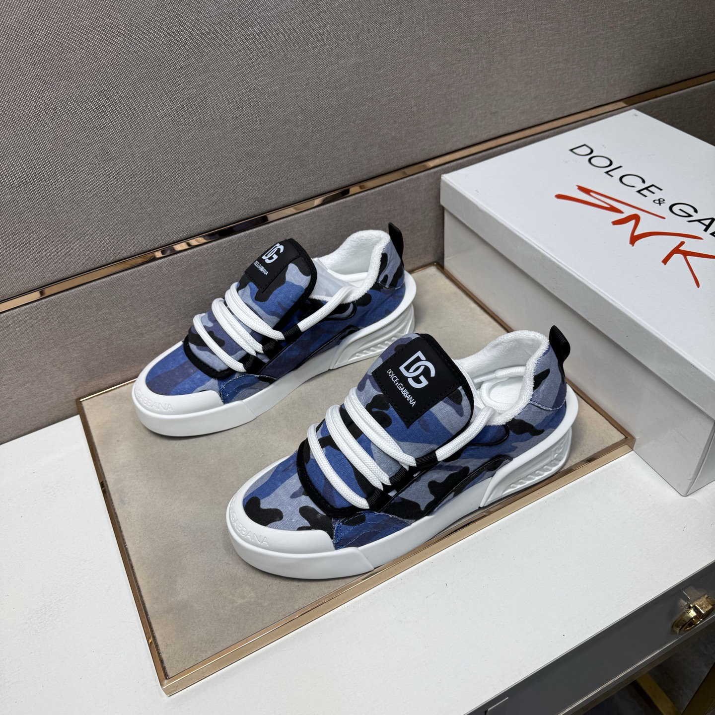 D&G Sneakers-214