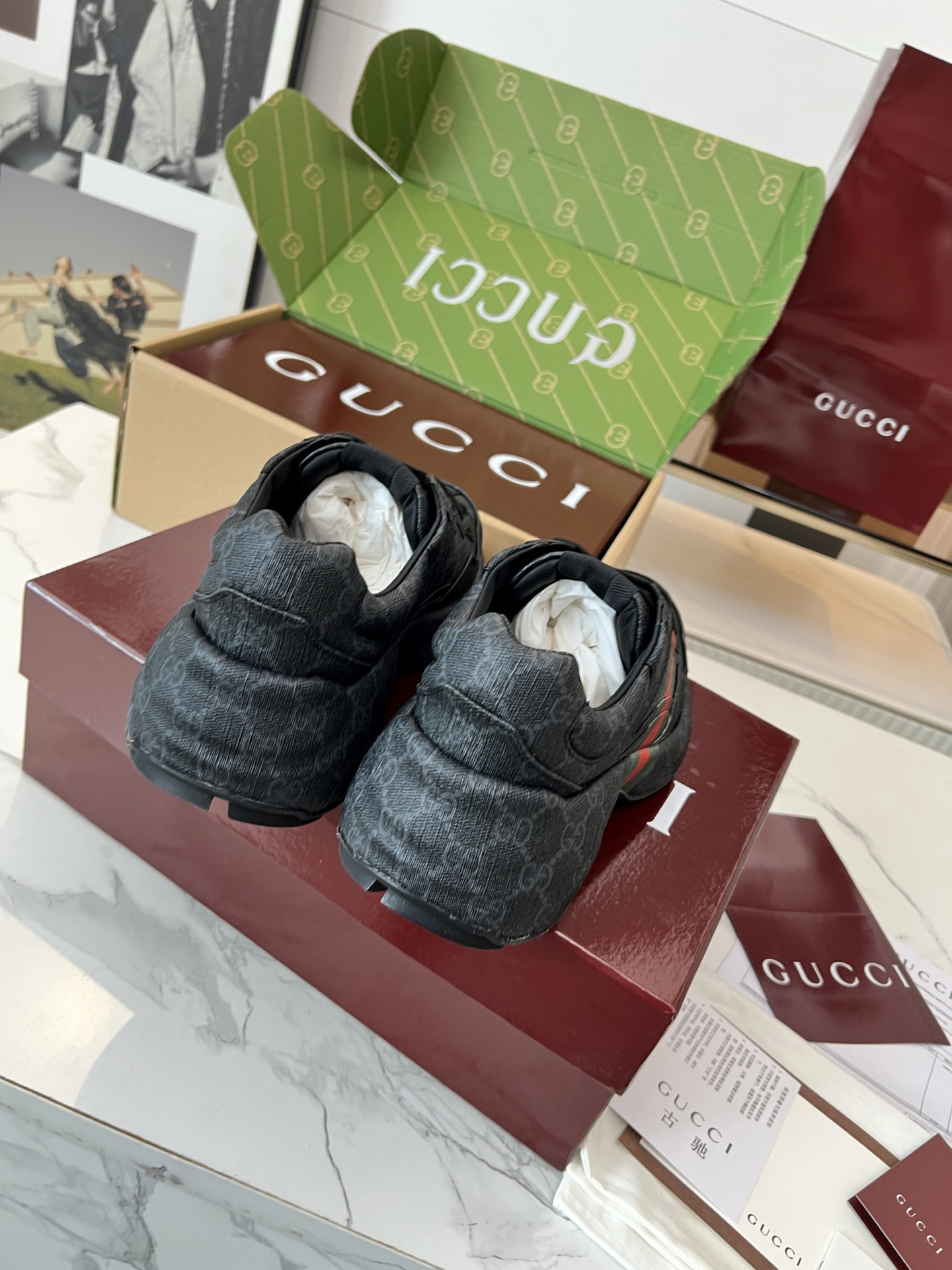 Gucci Sneakers-113