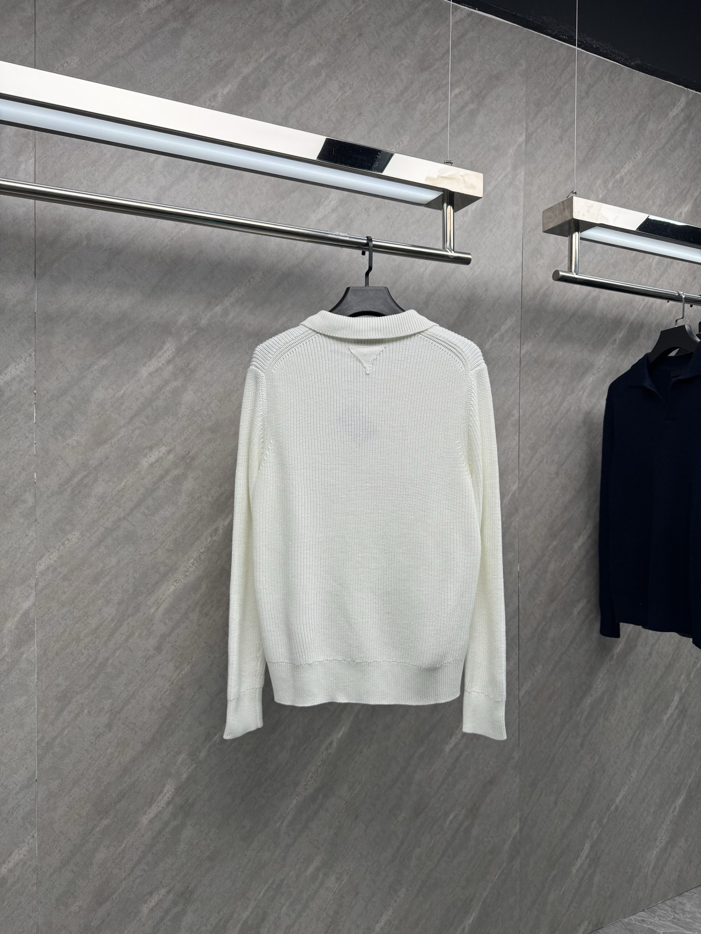 Prada Clothing-284