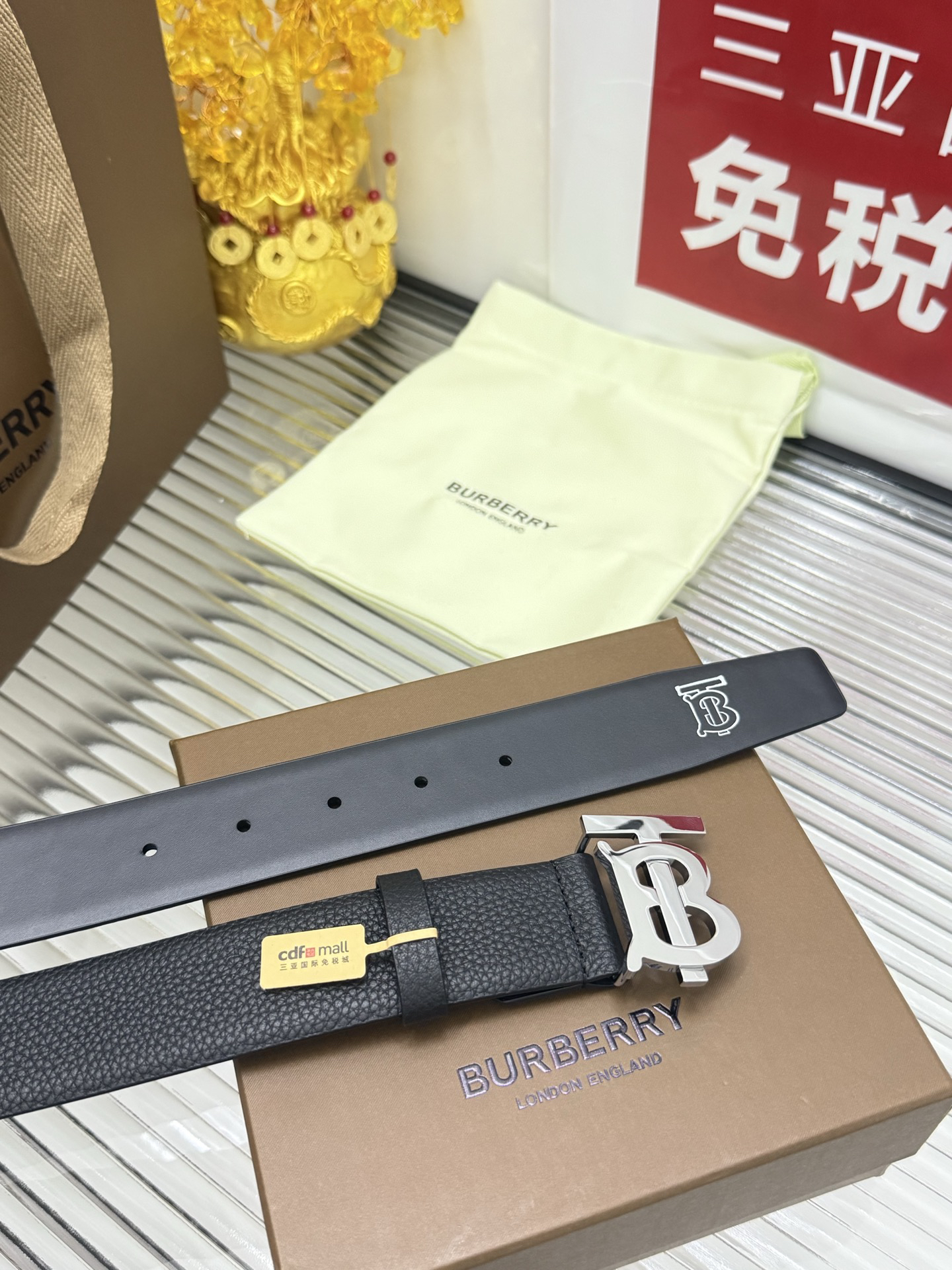 Burberry belt-9