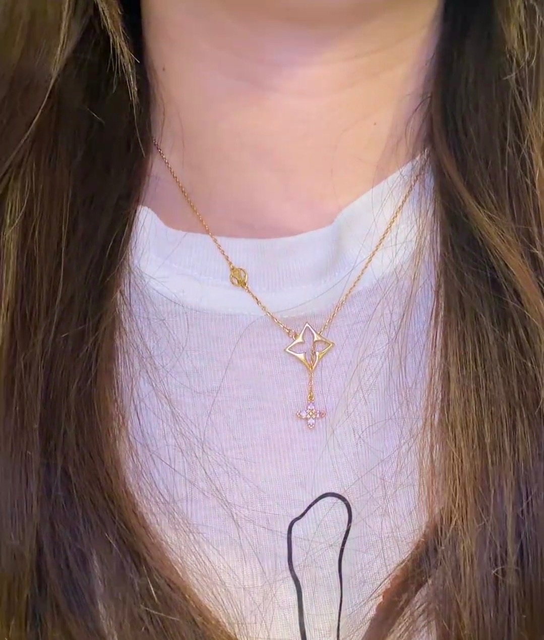 LV necklace-10