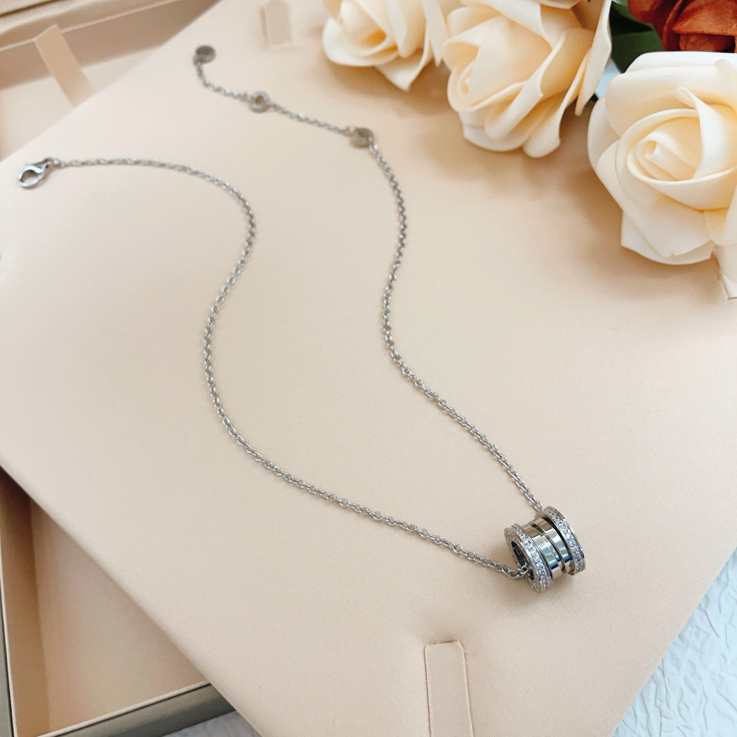 Bottega Veneta necklace-13