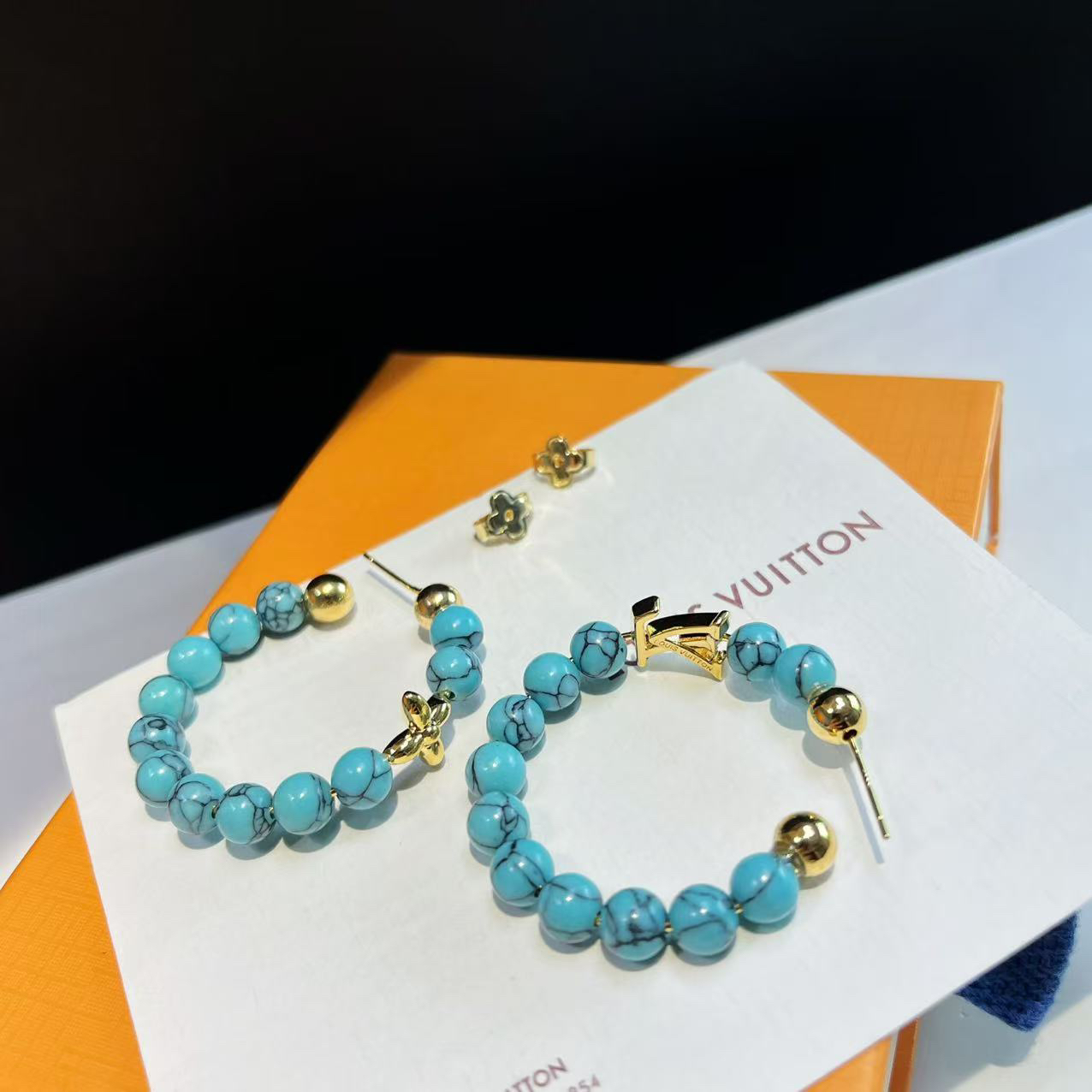 LV earrings-30