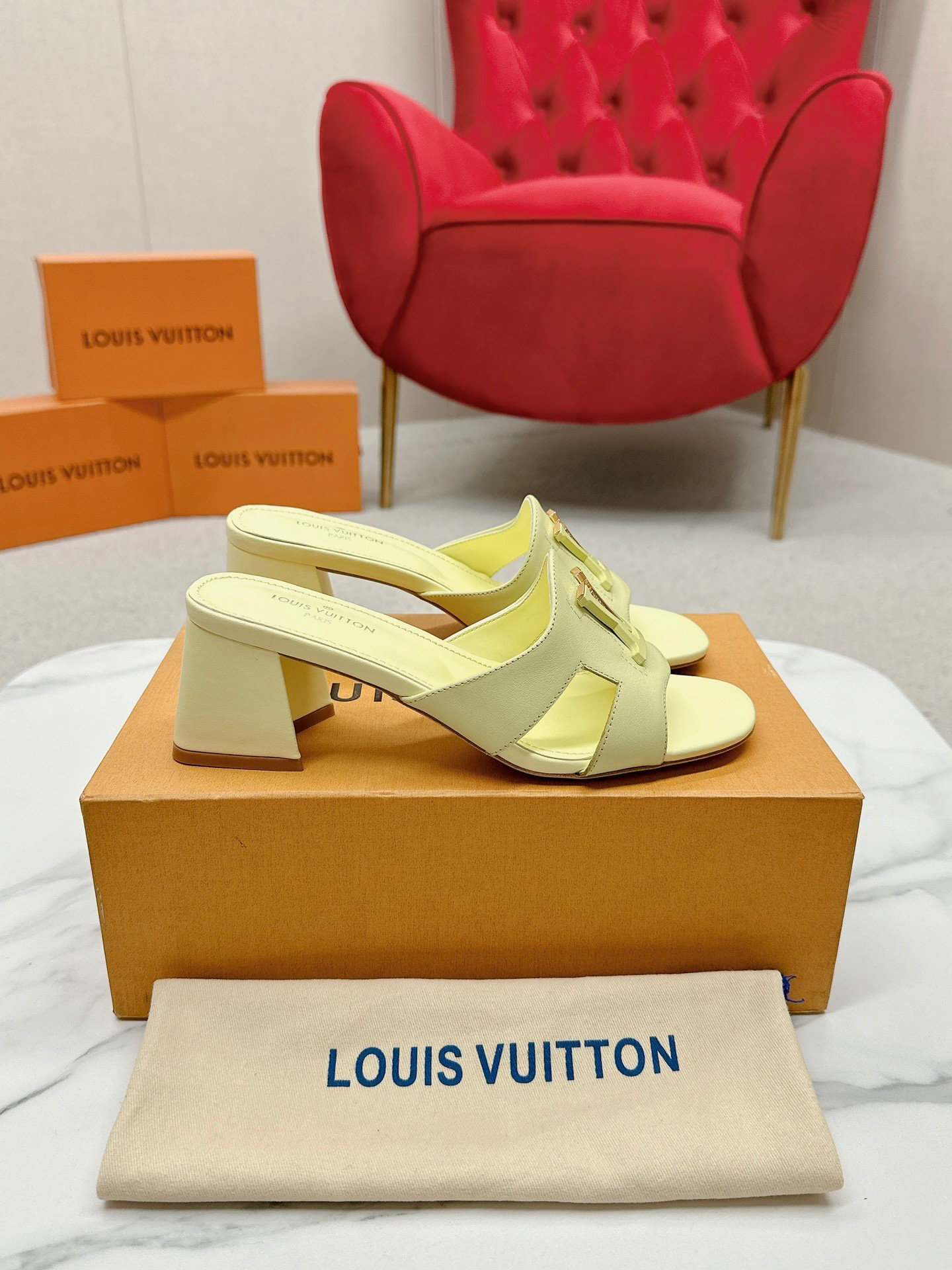 LV Summer footwear