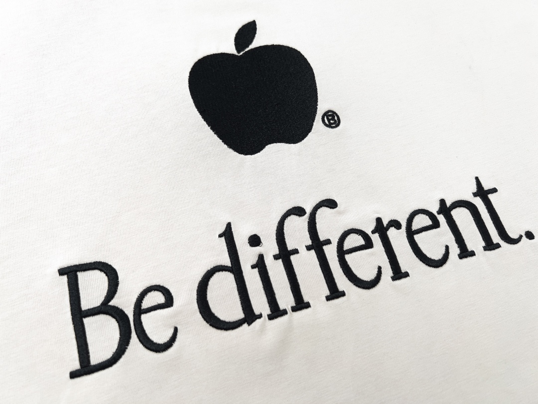 Balenciaga clothing-209