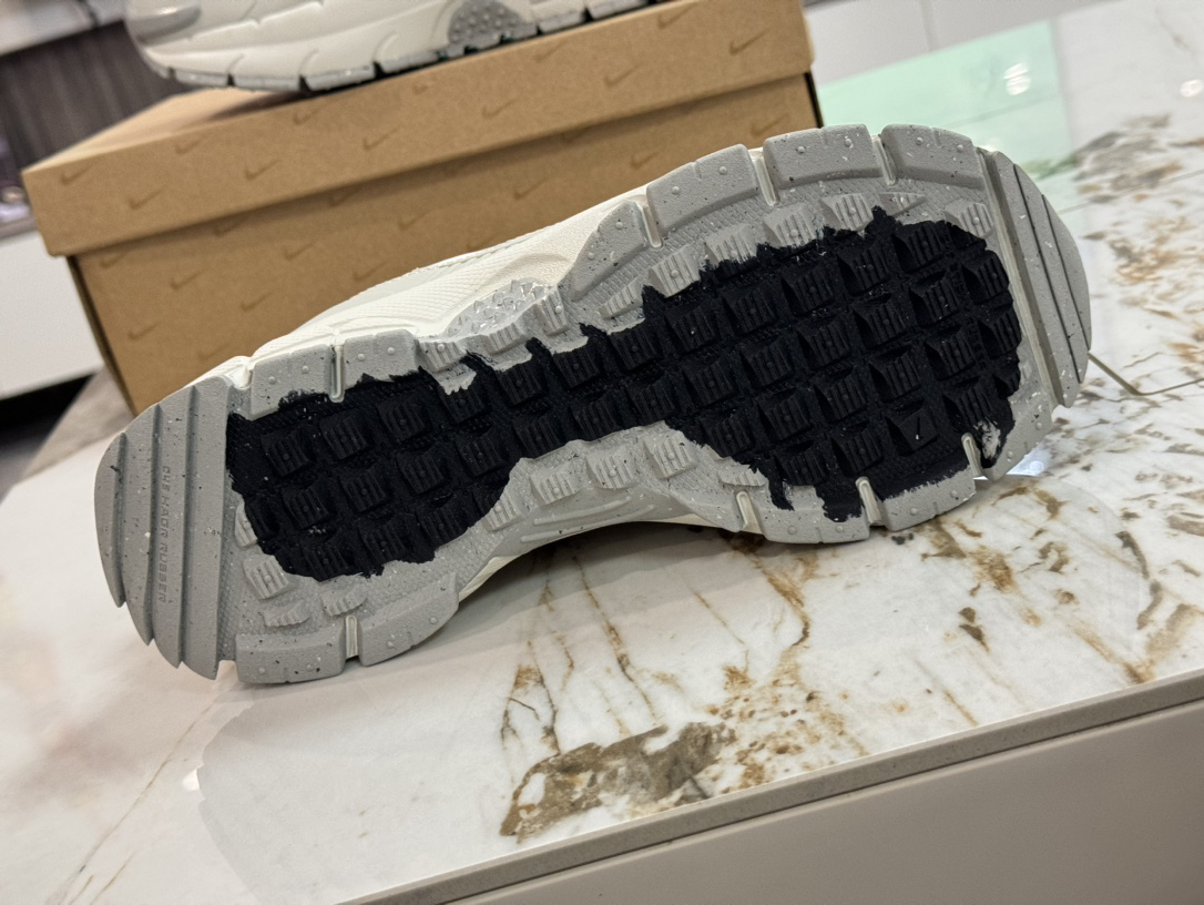 Nike Sneakers-239
