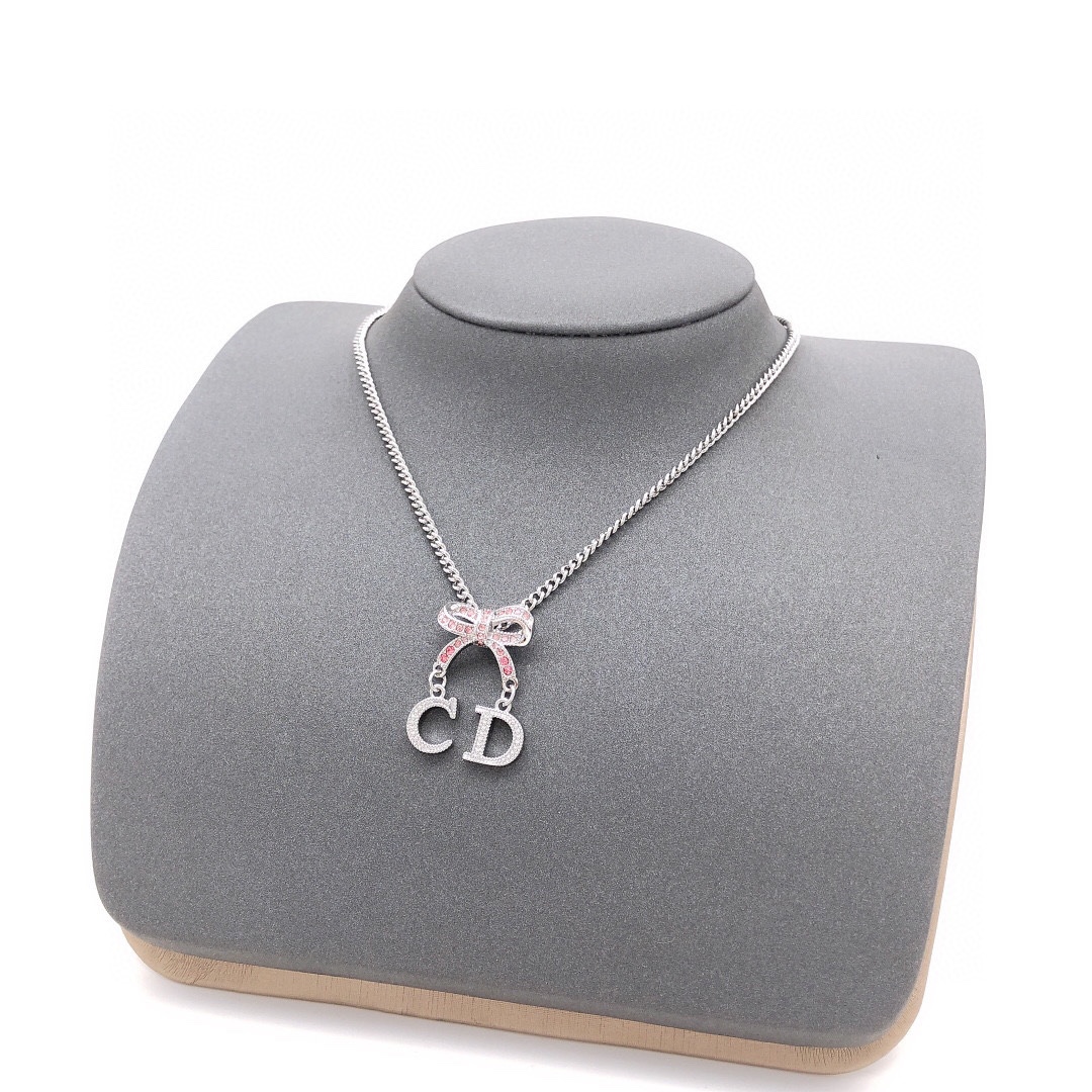 Dior necklace-70