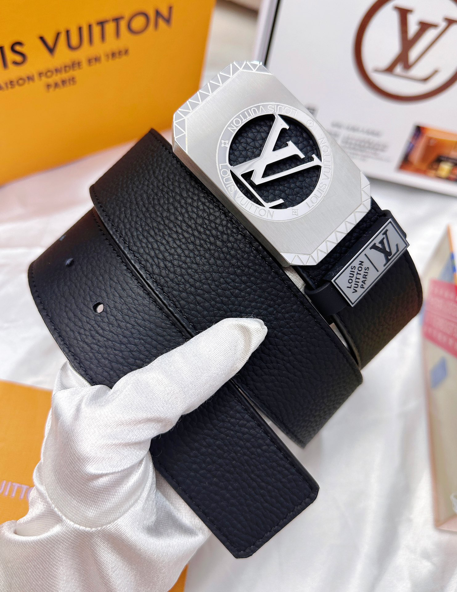 Lv belt-21