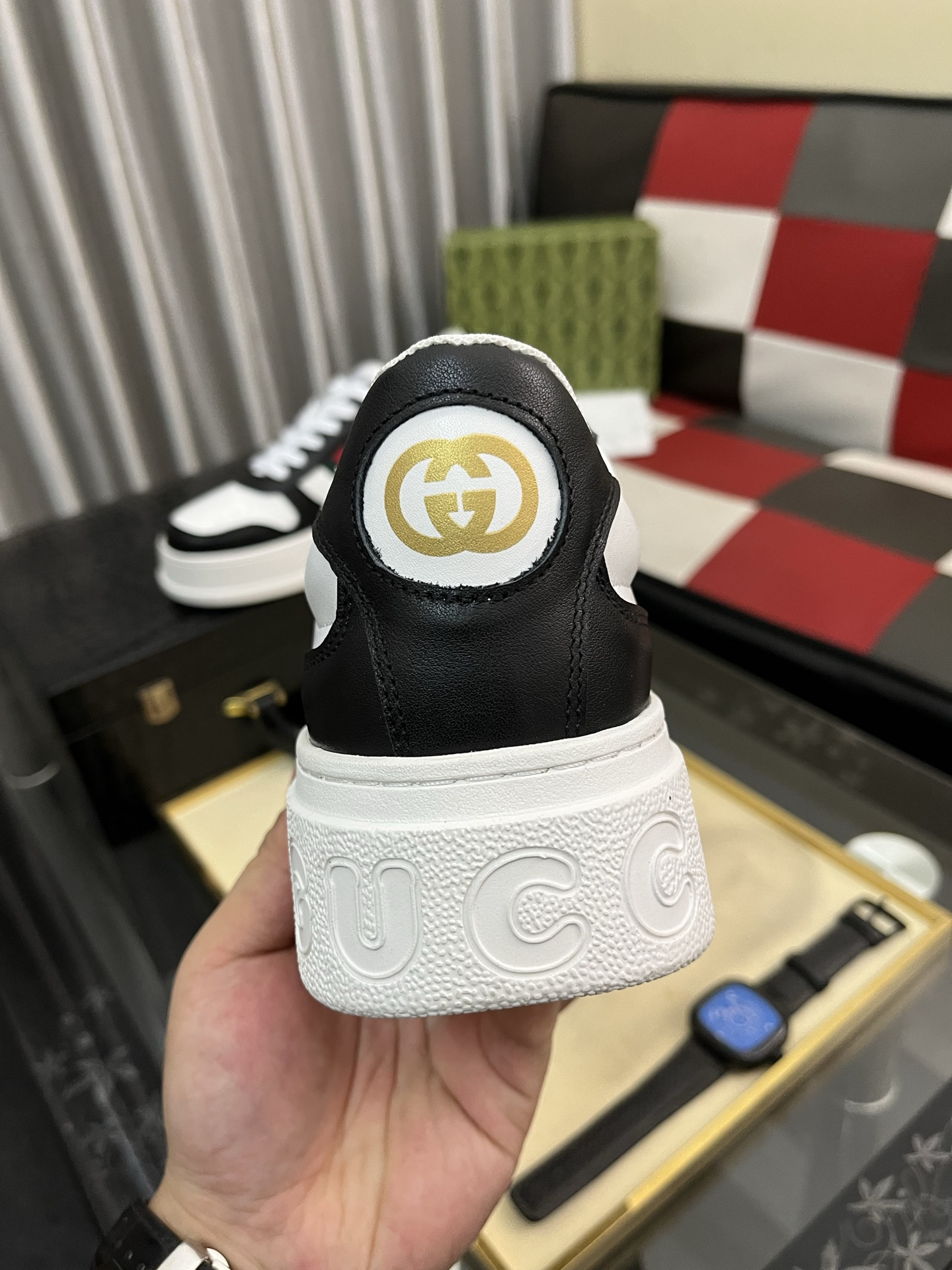Gucci Sneakers-100