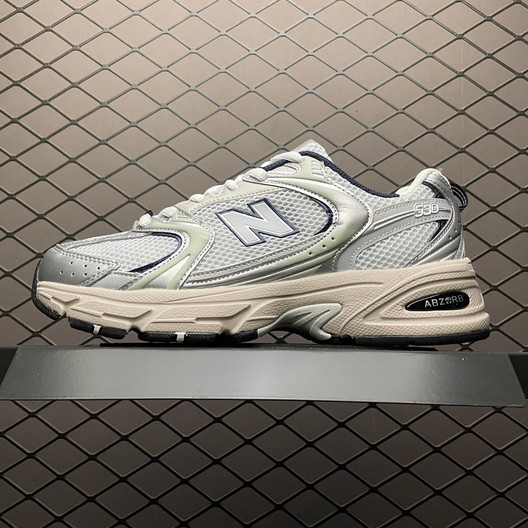 New Balance Sneakers-337