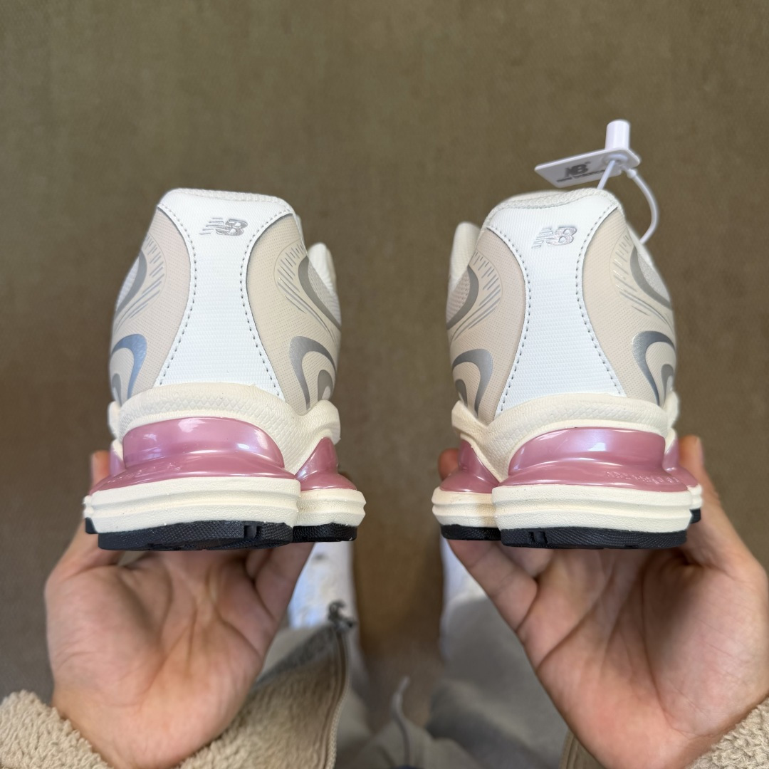 New Balance Sneakers-225