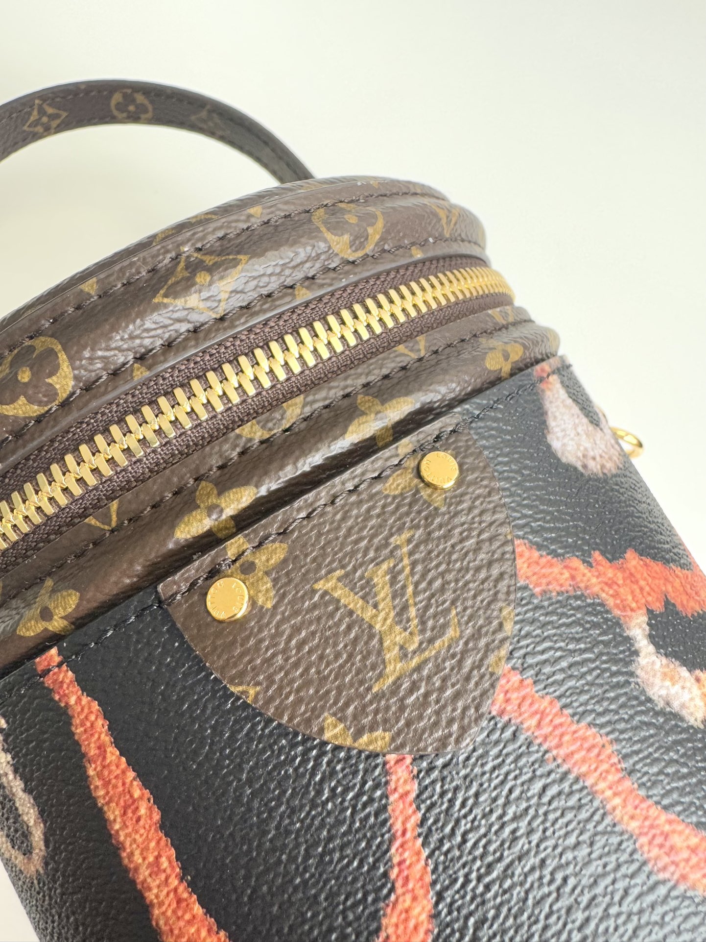 Louis Vuitton Hot New Product-28