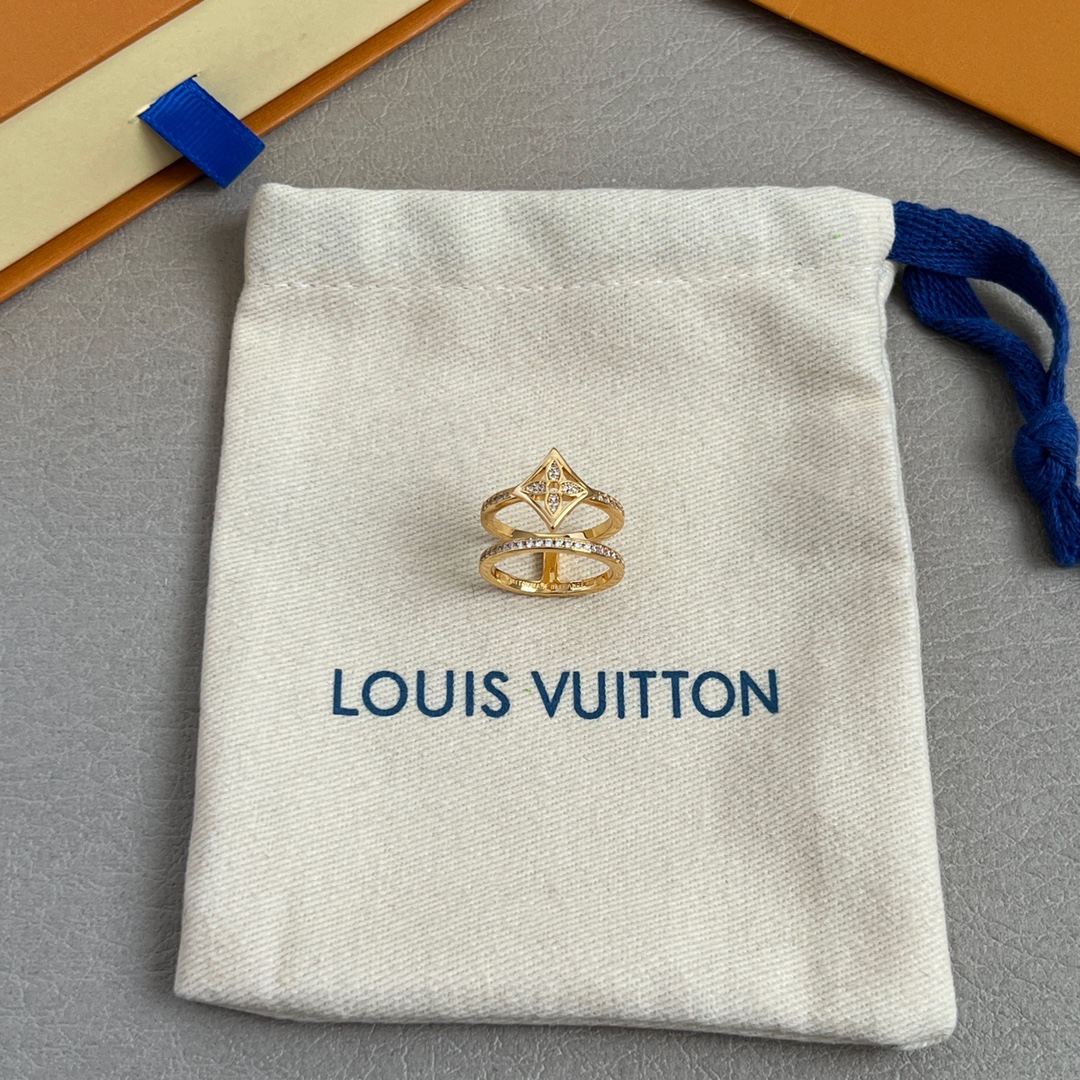LV ring-31