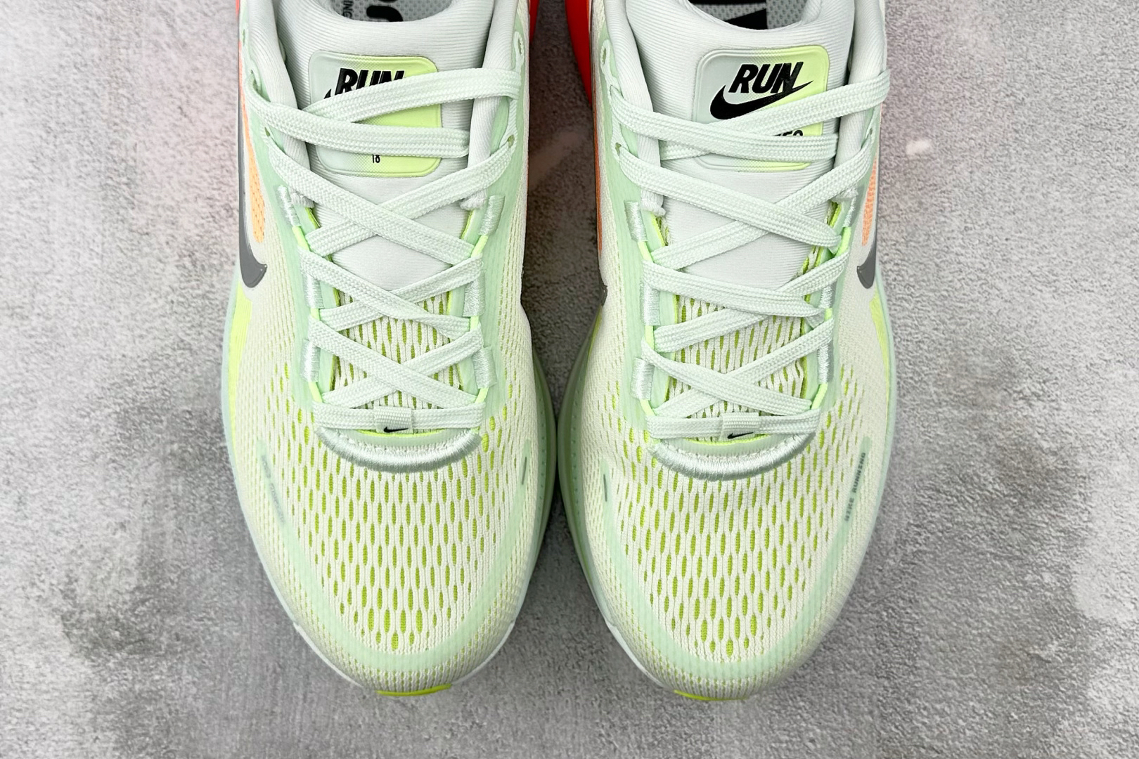 Nike Sneakers-165