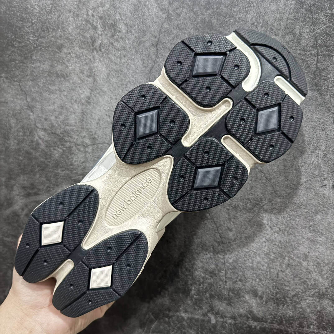 New Balance Sneakers-319