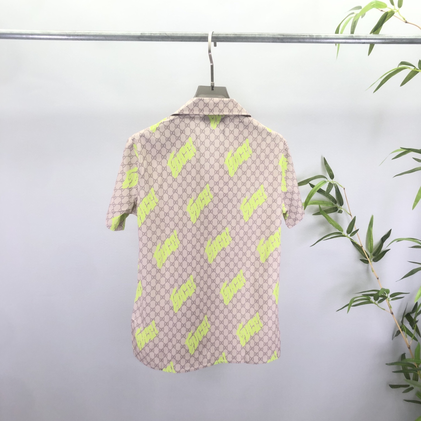 Gucci Clothing-116