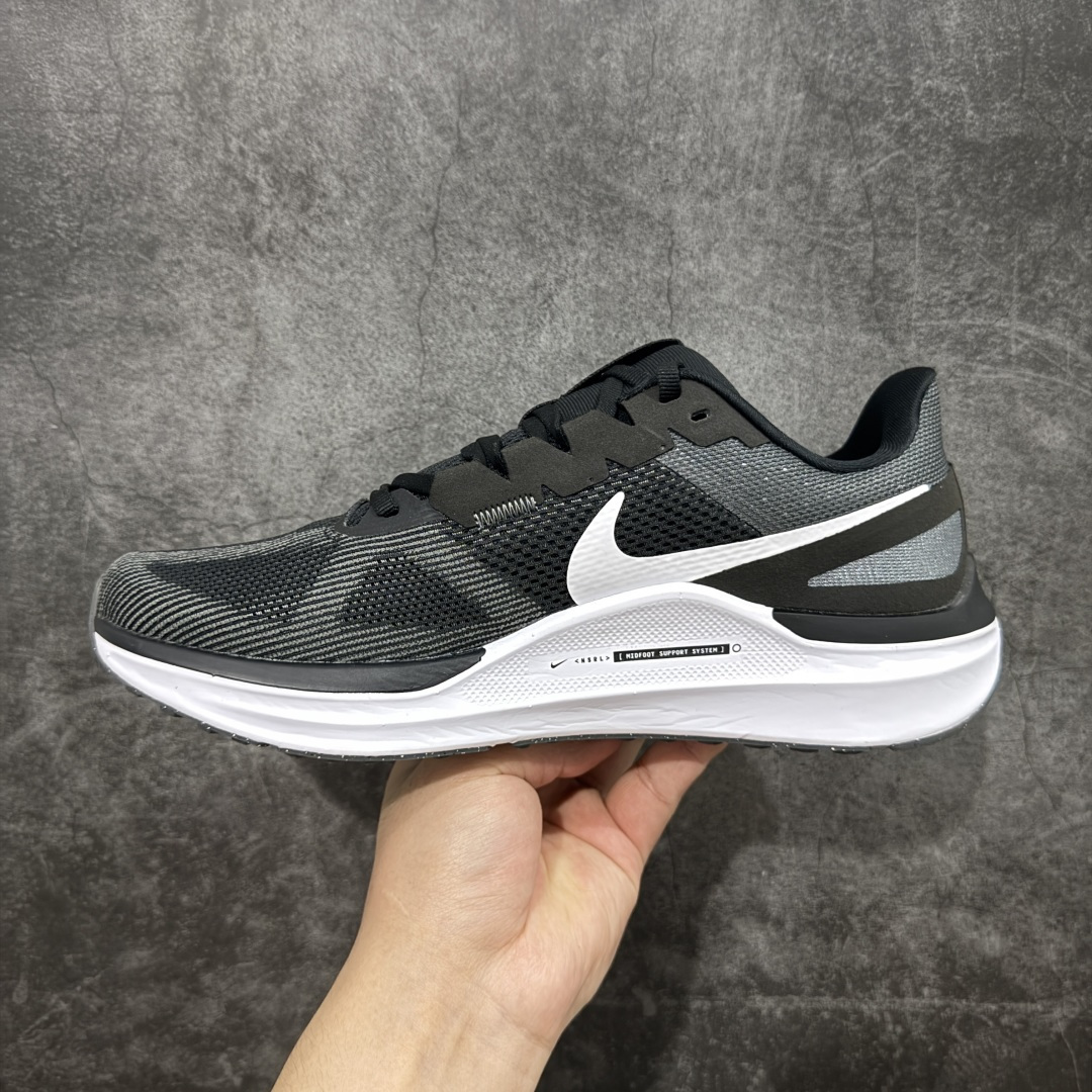 Nike Sneakers-180