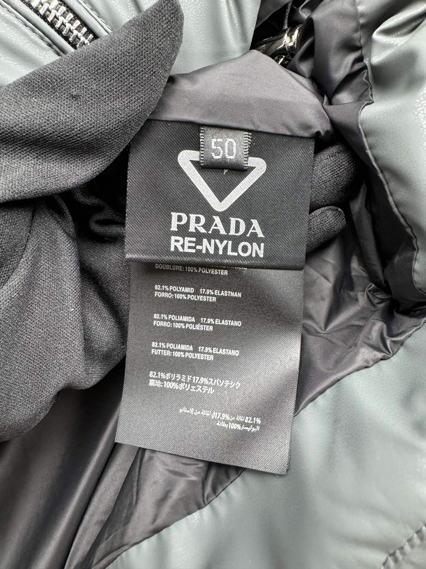Prada Clothing-194
