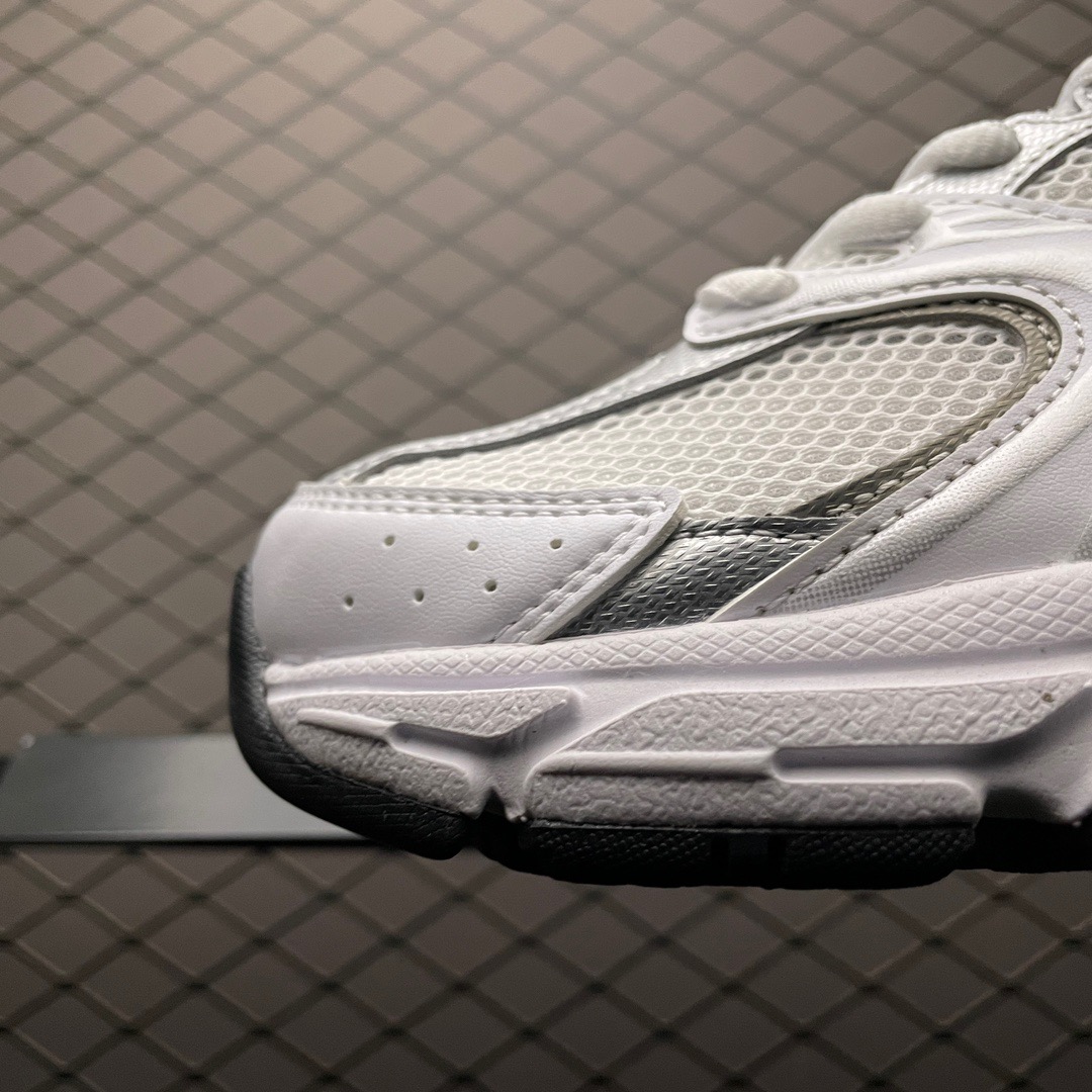 New Balance Sneakers-4