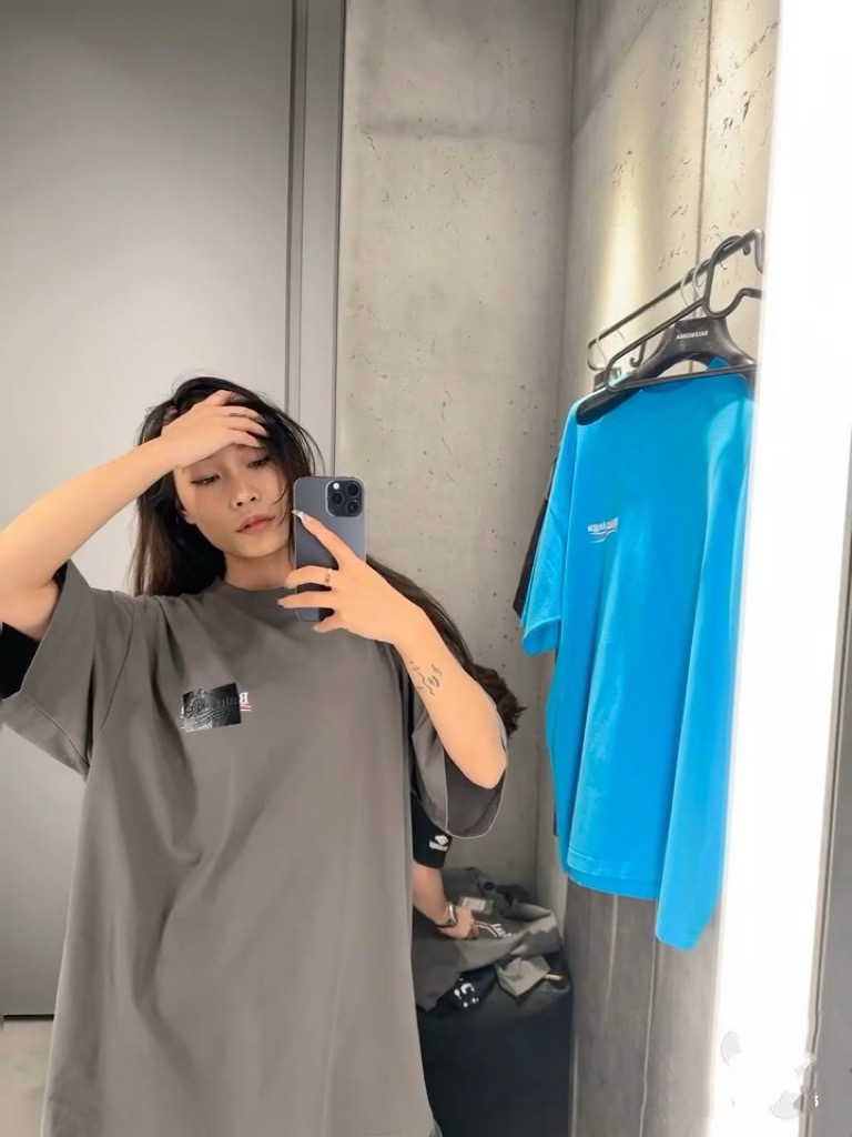 Balenciaga clothing-153