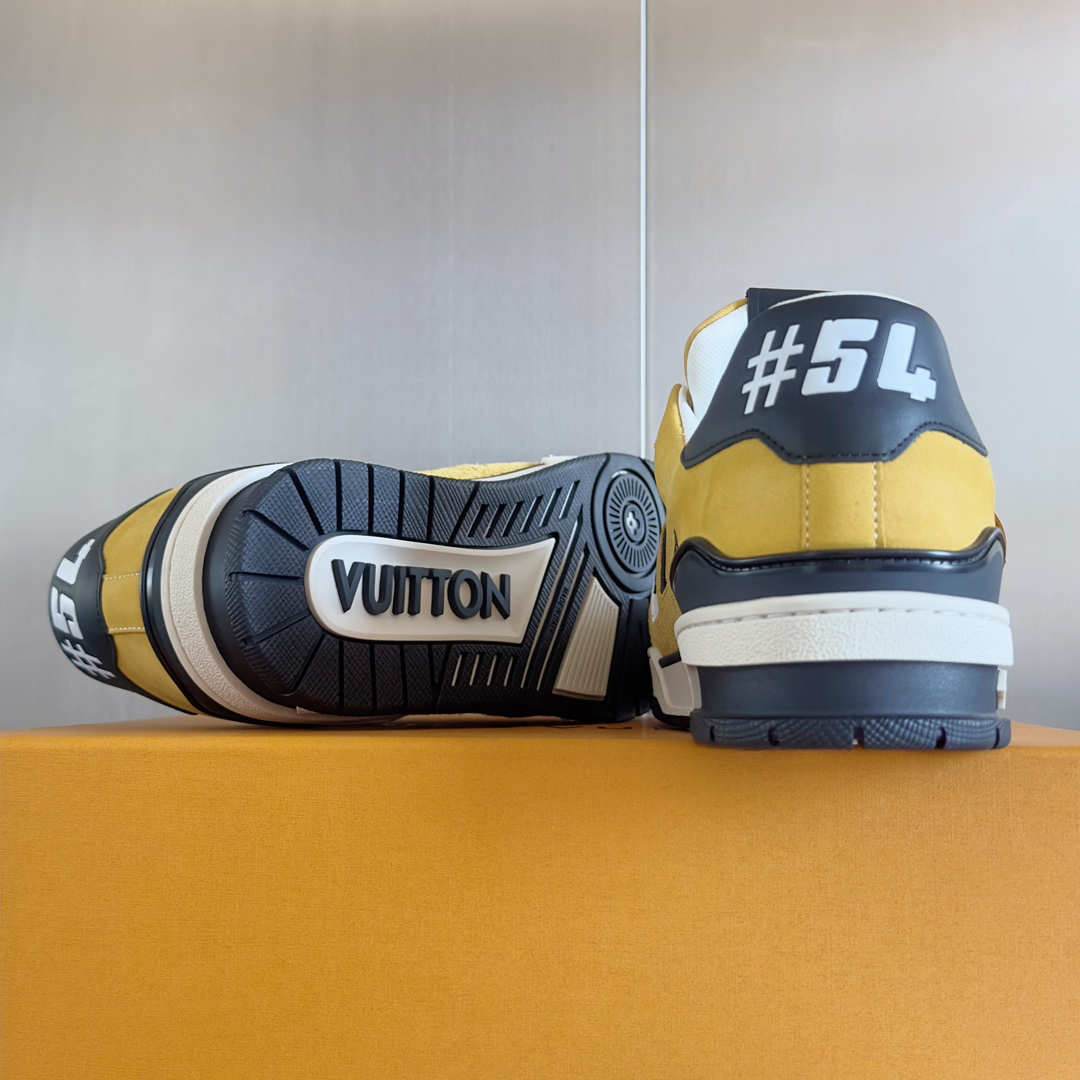 Lv Sneakers-86
