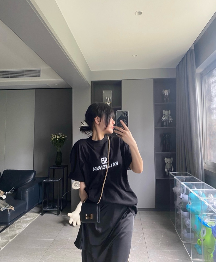 Balenciaga clothing-109