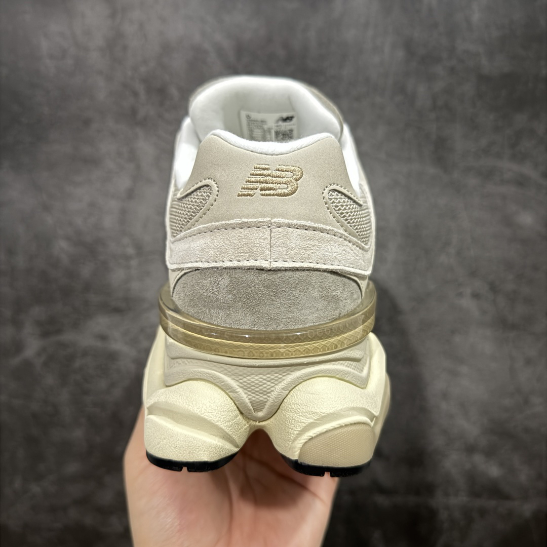 New Balance Sneakers-241