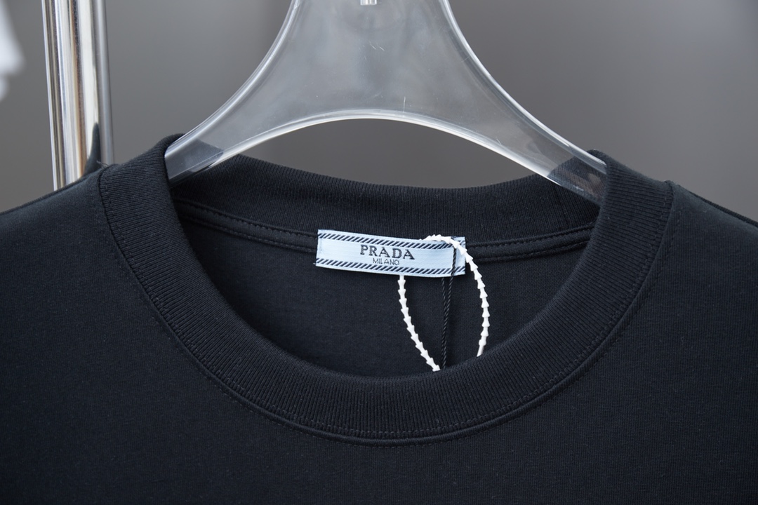 Prada clothing-228