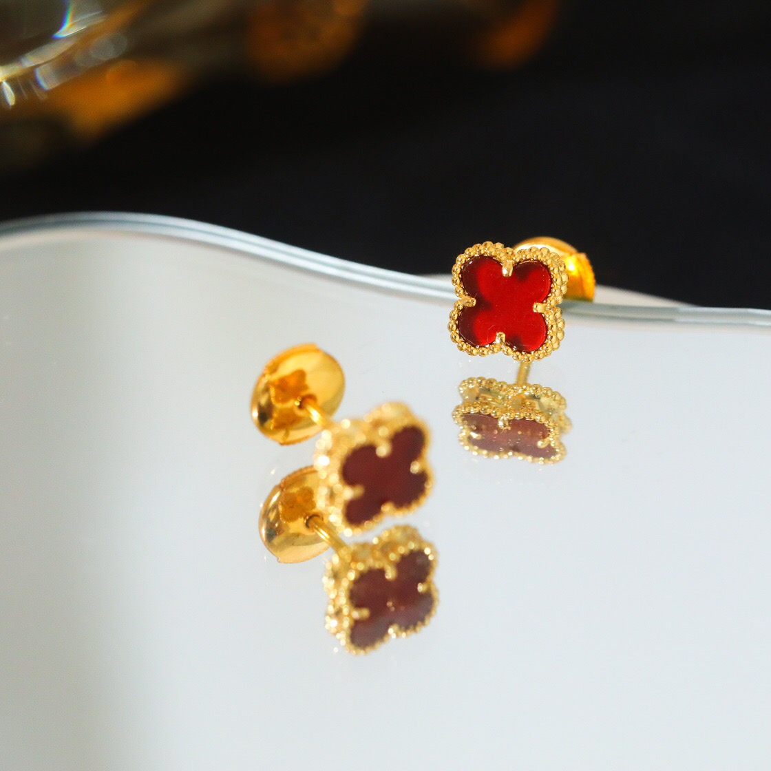 Van Cleef & Arpels earring-67