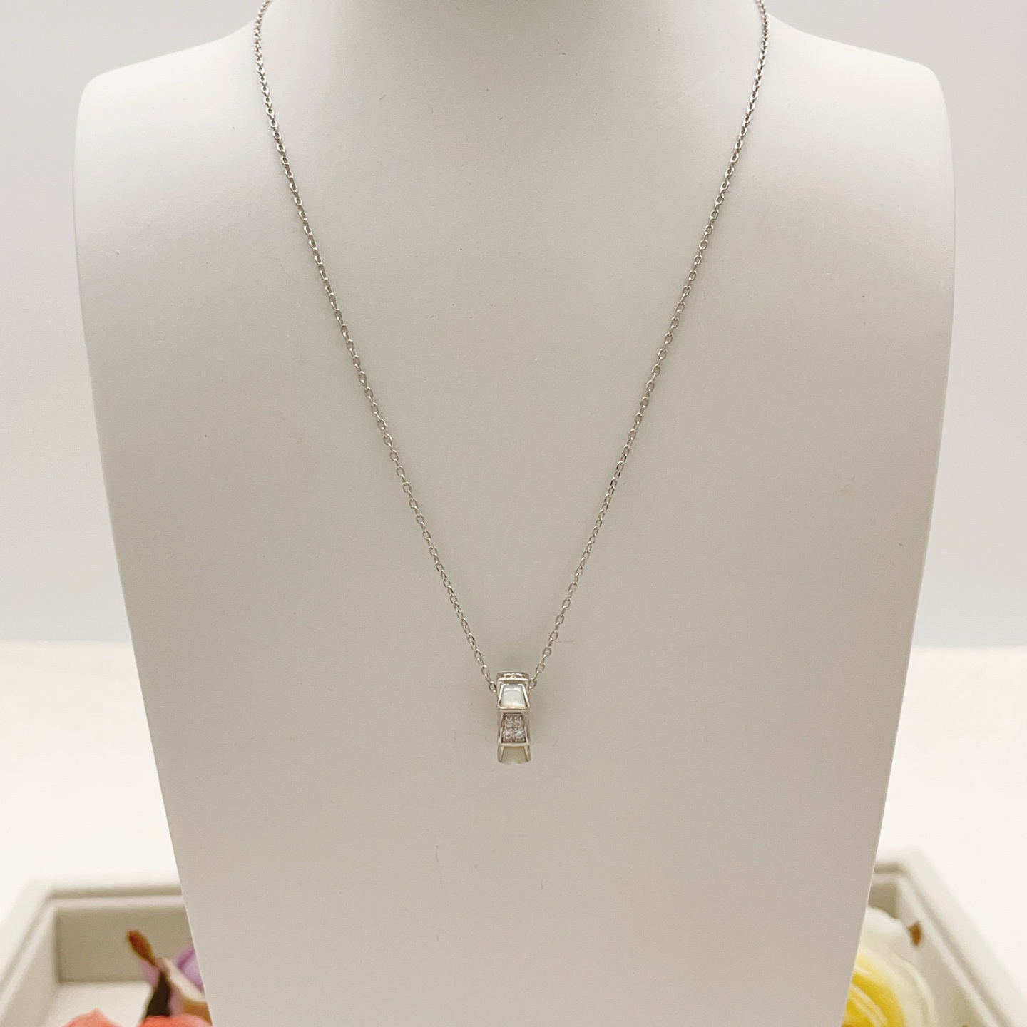 Bottega Veneta necklace-15