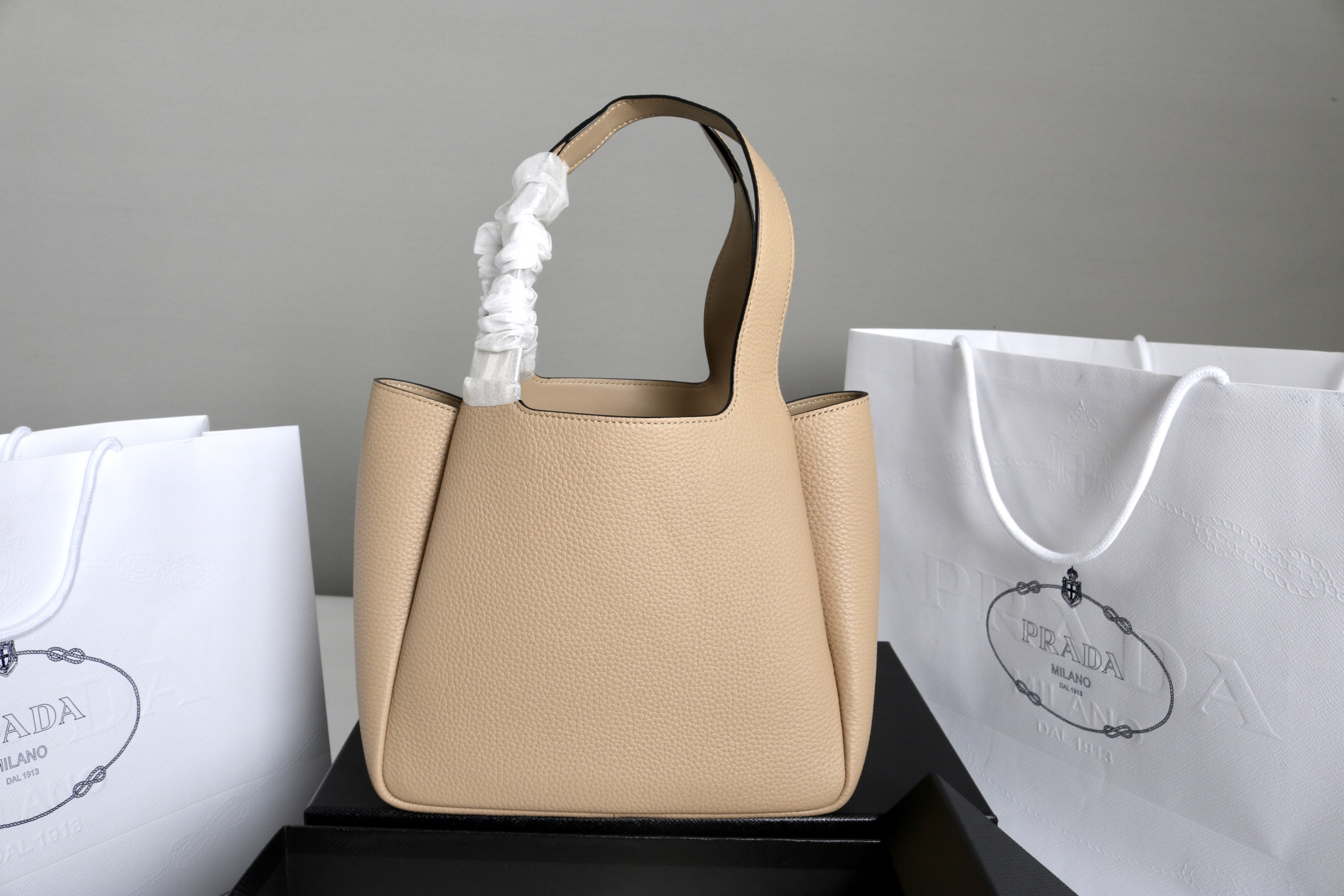 Prada Hot New Product-84