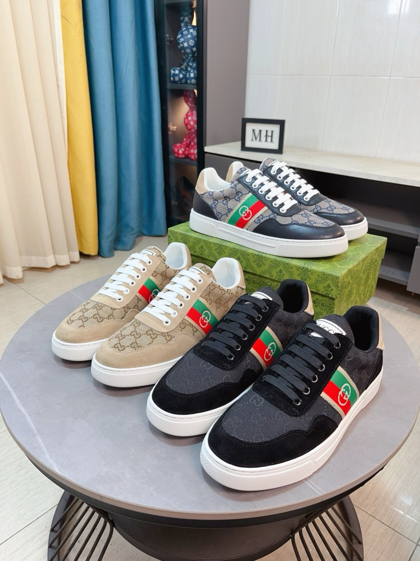 Gucci Sneakers-131