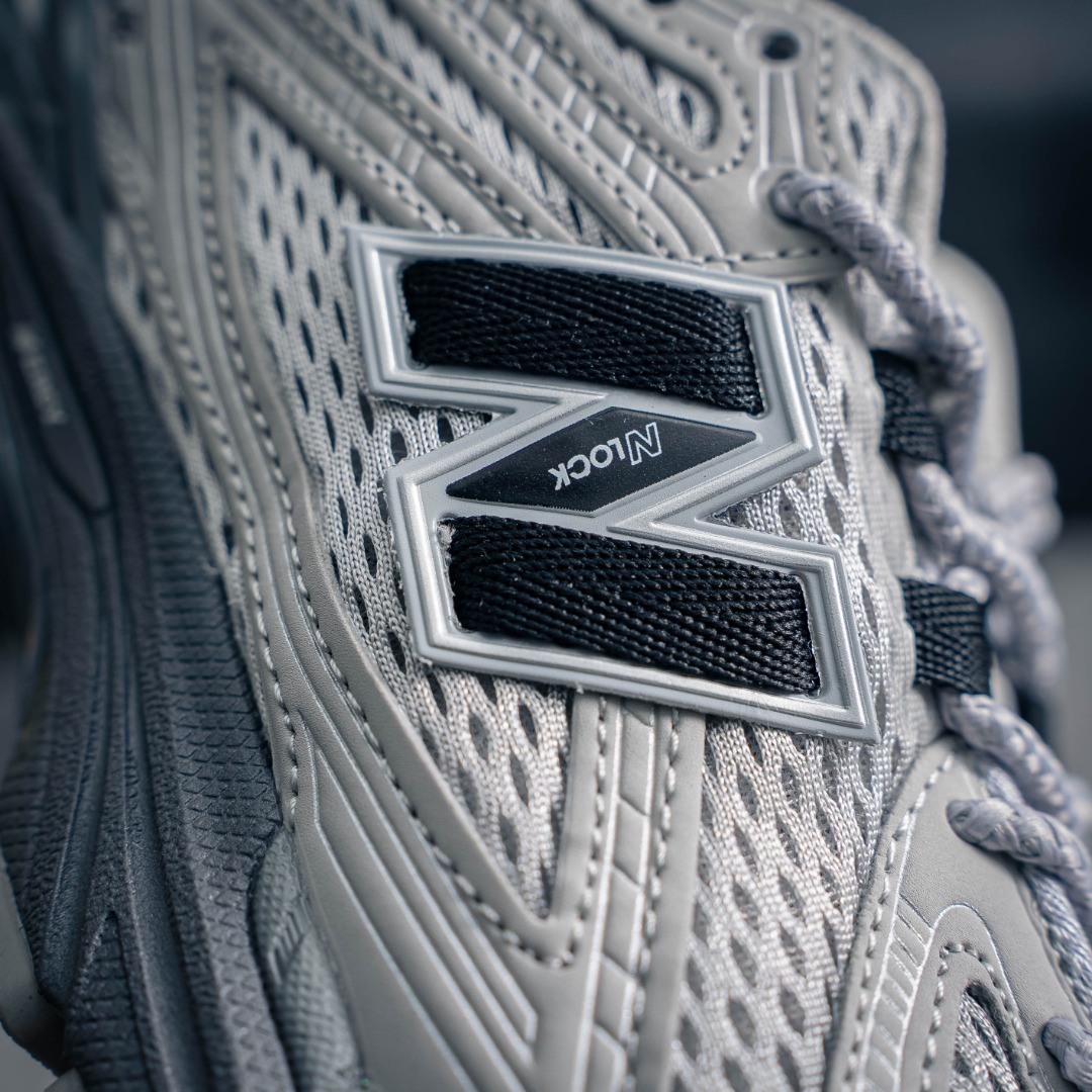 New Balance Sneakers-347