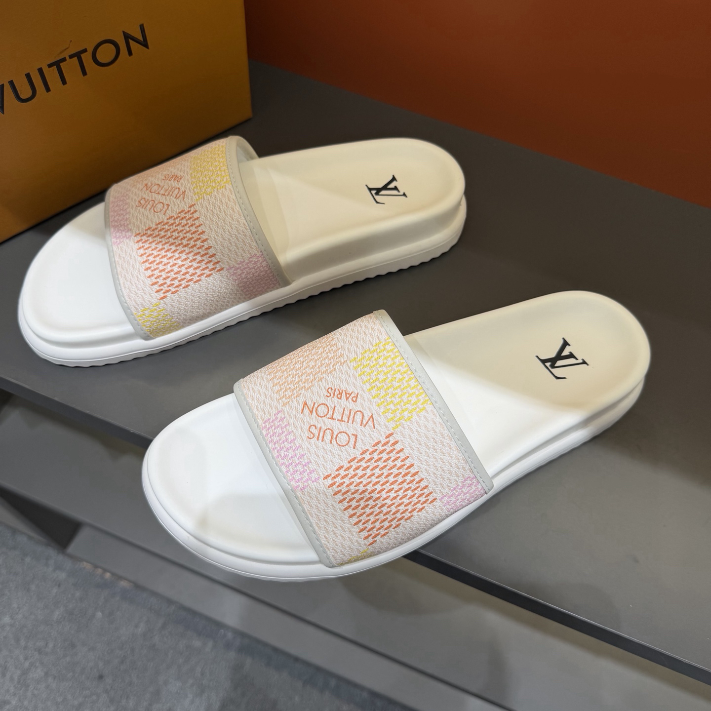 LV Summer footwear