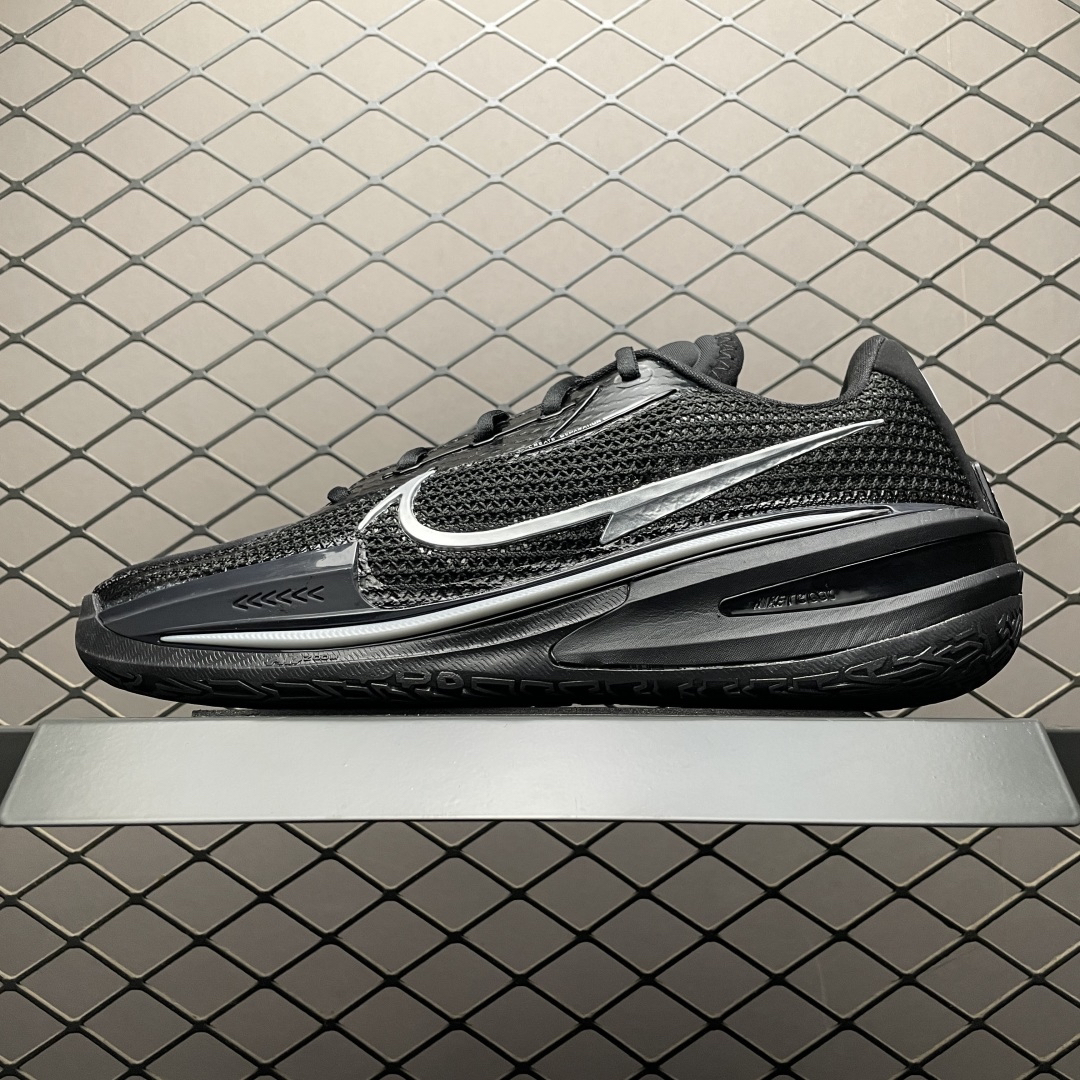 Nike Sneakers-181
