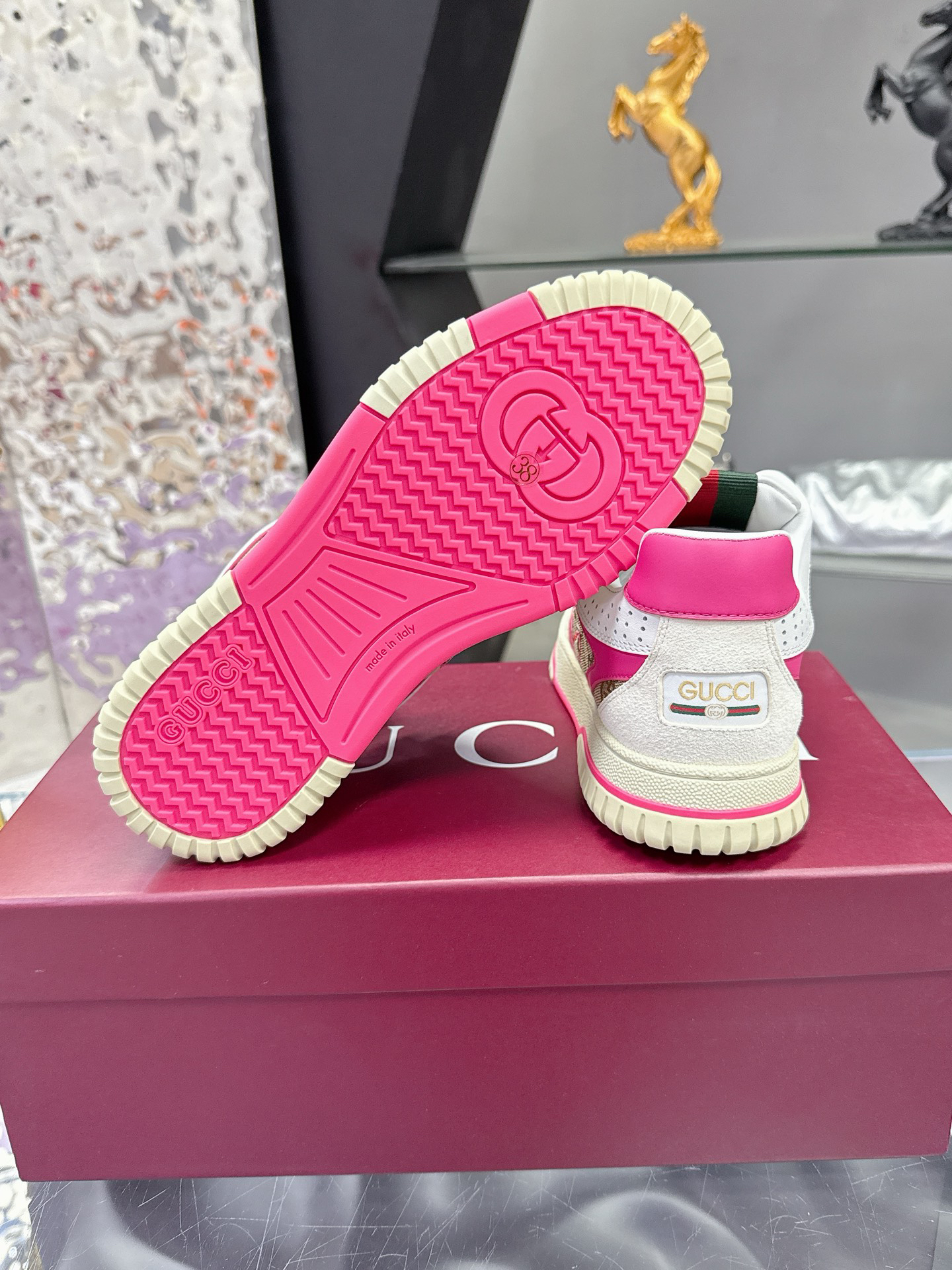 Gucci Sneakers-135